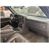 Image 32 : F6E --  2004 CHEVROLET SILVERADO 3500 CREW CAB 4X4 DUALLY, Silver, 205018 KM