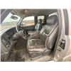 Image 42 : F6E --  2004 CHEVROLET SILVERADO 3500 CREW CAB 4X4 DUALLY, Silver, 205018 KM
