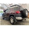 Image 20 : C6B --  2007 TOYOTA FJ CRUISER 4X4, Red, 151850 KMS