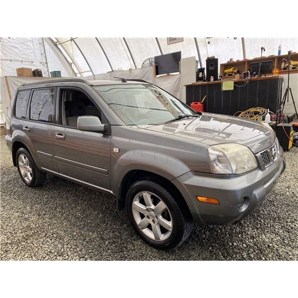 【中古】幅100x160cm 銀色 2番➕木色24番 D6 -- 2006 NISSAN X-TRAIL XE AWD, Silver, 207503 KM