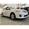 Image 8 : A1 --  2011 TOYOTA COROLLA , White, 150777 KM  "NO RESERVE"