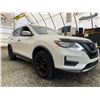 Image 8 : F6A --  2017 NISSAN ROGUE SV AWD, White, 210753