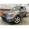Image 1 : F6C --  2010 KIA SOUL + 4U SUV, SILVER, 129,738 KMS, Silver, 129738 KM