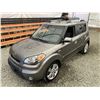 Image 4 : F6C --  2010 KIA SOUL + 4U SUV, SILVER, 129,738 KMS, Silver, 129738 KM