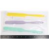 Image 2 : NEW SET OF 3 SILICONE JAR SCRAPERS