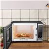 Image 2 : NEW BLACK & DECKER 700W MICROWAVE OVEN - EM720CB7P