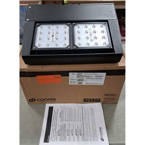 NEW COOPER 113WATT 120-277V BLACK LFC LED FIXTURE