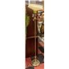 Image 1 : VINTAGE FLOOR LAMP 64"