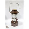 Image 1 : VINTAGE COLEMN 621B LANTERN.