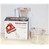 Image 1 : BOX W/ NEW KITCHEN AID HAND MIXER AND
