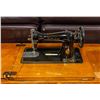Image 2 : VINTAGE SINGER SEWING JC105039 MACHINE IN CABINET