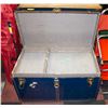 Image 2 : VINTAGE METAL STEAMER TRUNK- 36" X 20" X 19.5"