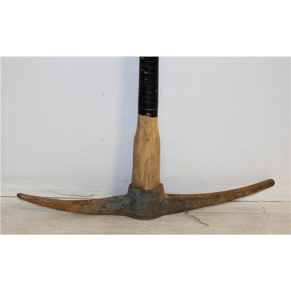 PICKAXE 6LB MADE IN ENGLAND