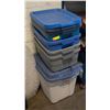 Image 1 : 5 RUBBERMAID TOTES (4 WITH LIDS)