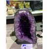 Image 1 : AMETHYST GEODE CATHEDRAL 10.1KG, 13" TALL