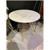 Image 1 : ROUND TABLE 30"