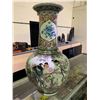 Image 2 : LARGE CHINESE DECORATIVE VASE 24" TALL