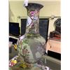 Image 2 : LARGE CHINESE DECORATIVE VASE 24" TALL