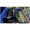 Image 2 : SCANDALLI ACCORDIAN WITH CASE