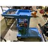 Image 2 : 4 WHEEL PORTABLE JANITOR'S CART
