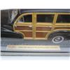 Image 3 : 1948 Chevrolet Fleet master Woody Wagon model on display board
