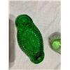 Image 4 : Uranium glass measuring cup and green glass serving dish