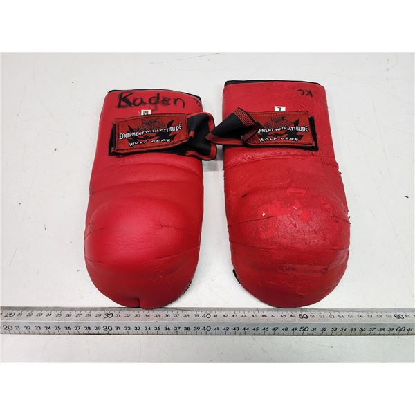 "Wolf Gear" MMA gloves - so large and medium