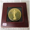 Image 1 : David medal by Donatello. Massive gold-plated brass medal weighs 116.2 grams. Housed in a wooden cas