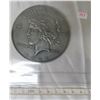 Image 1 : Replica of a U.S 1922 Peace Dollar. Massive medal is 75mm in size. Not a real coin.