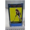 Image 2 : 2 Wayne Gretzky hockey cards with case and stand