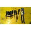 Image 1 : screwdrivers and fencing pliers