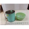 Image 1 : Vintage flour sifter and jade bowl-6 inch