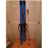 Image 1 : Children’s Beginner Skis