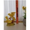 Image 1 : 2 yellow birds on 1 stem ornament