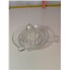 Image 2 : Clear glass reamer/juicer - 5" w