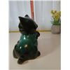 Image 5 : Blue Mountain Pottery - Cat with neck bow & ball of yarn