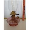 Image 3 : Electric oil lamp (with glass chimney) - pink base
