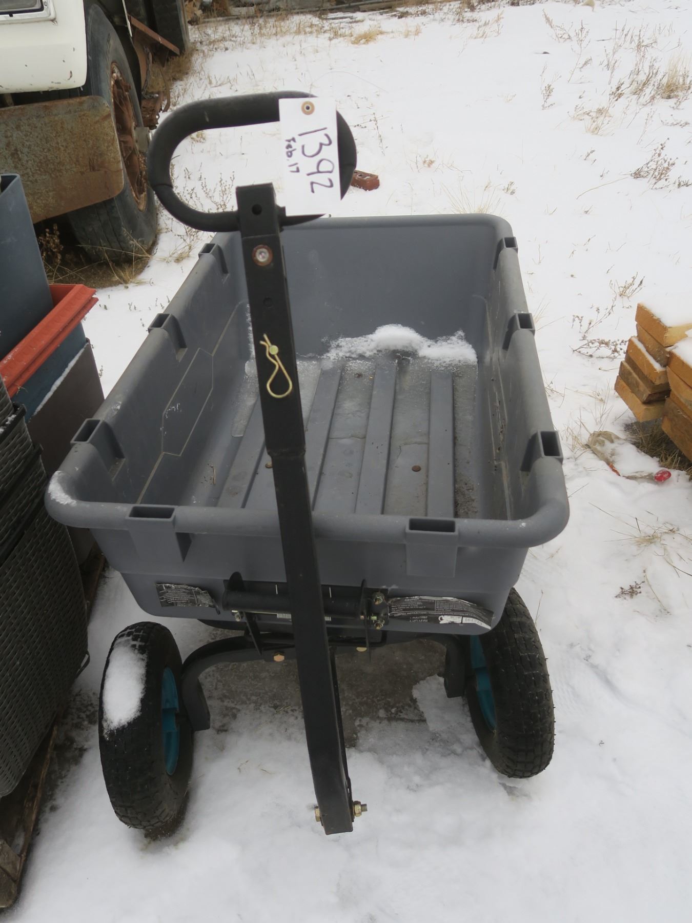 Yardworks garden cart/wagon Schmalz Auctions