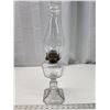 Image 4 : #2 clear glass oil lamp, w/ chimney