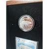 Image 2 : 2004 2 dollar Polar Bear, sterling coin set, with stamps