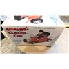 Image 8 : SHAKING CLASSIC CAR, JAPAN, TIN TOY, UNUSED IN BOX