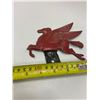 Image 4 : Pegasus plate topper tin - rare has small damage on front foot