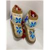 Image 1 : Beaded short muckluks 9 1/2 toe to heel 8" tall Native handcrafted