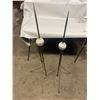 Image 1 : 2 Lightening rods with original glass balls