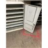 Image 7 : United Delco AC Service metal cabinet - 36"W x 41"H x 13"D - 3 of 3