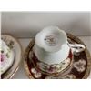 Image 8 : 4 Royal Albert teacups and saucers & 1 other teacup/saucer
