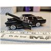 Image 1 : 1987 Franklin Mint 1:43 scale model 1946 Lincoln Continental comes with foam packaging