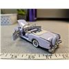 Image 4 : 1987 Franklin Mint 1:43 scale model 1953 Packard Caribbean convertible comes with original foam pack