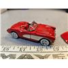 Image 3 : 1987 Franklin Mint 1:43 scale model 1957 red Chevrolet Corvette convertible with hard top comes with