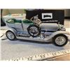 Image 2 : 1987 Franklin Mint 1:24 scale model 1907 Royal Royce "the silver ghost" - needs a little glue and tl